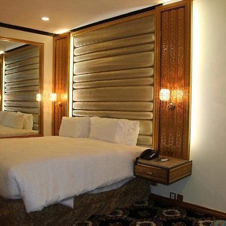 Indus Hotel Hajdarabad Zewnętrze zdjęcie