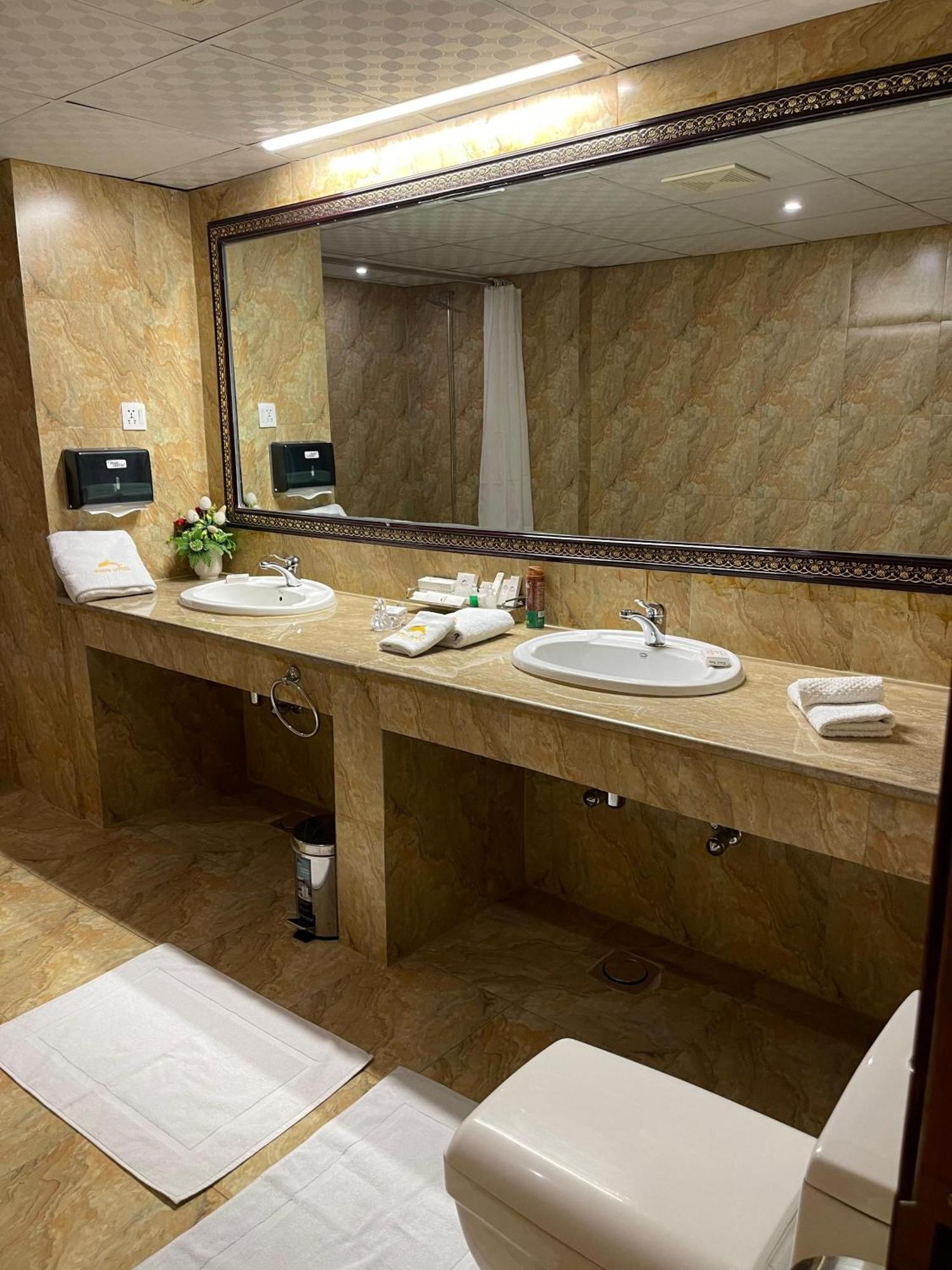 Indus Hotel Hajdarabad Zewnętrze zdjęcie