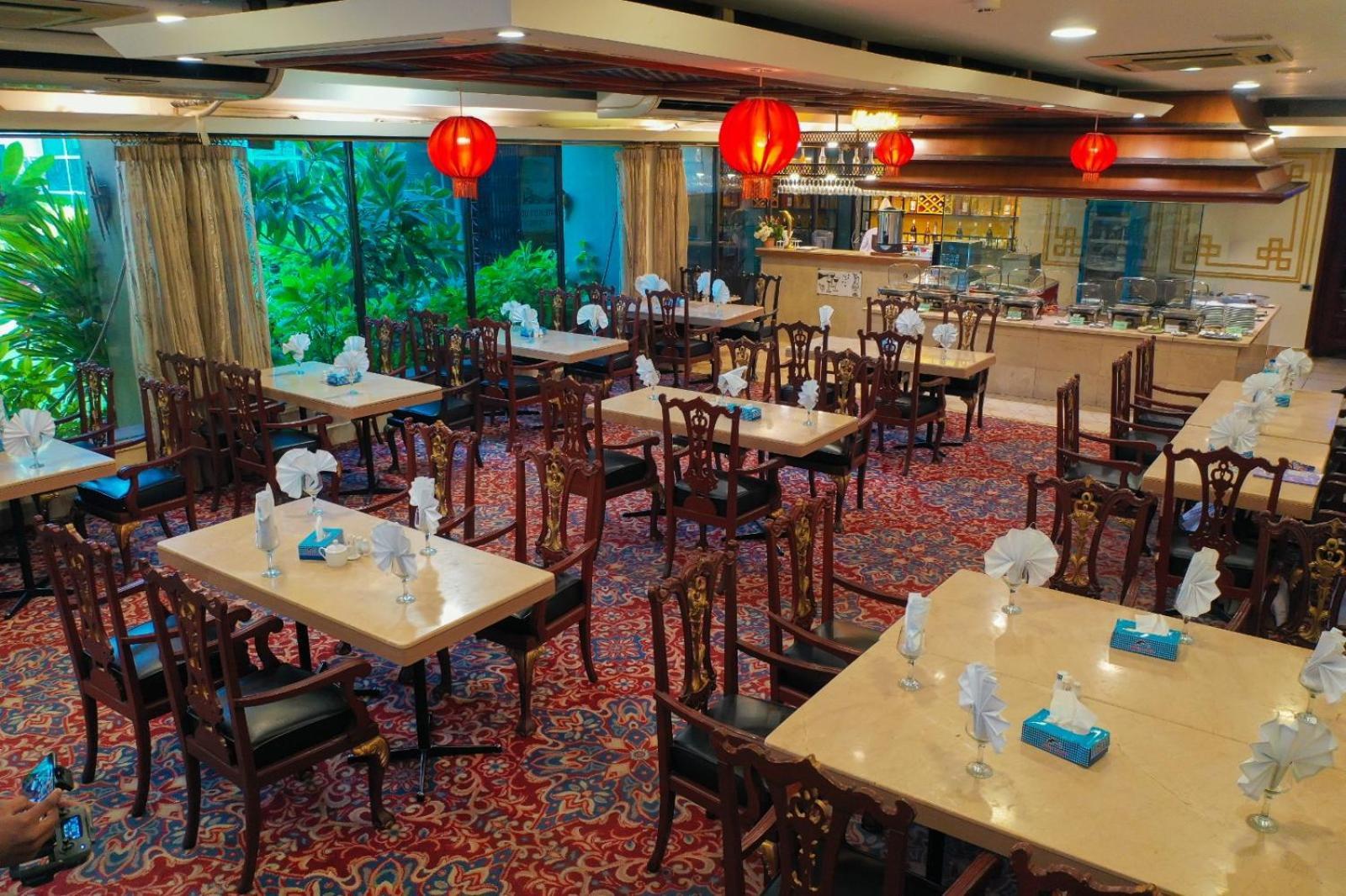 Indus Hotel Hajdarabad Zewnętrze zdjęcie