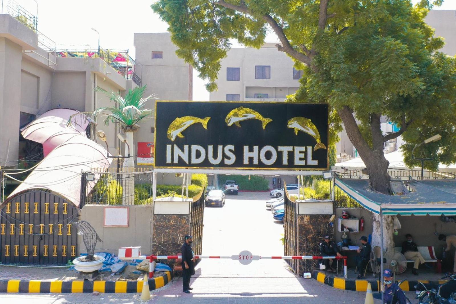Indus Hotel Hajdarabad Zewnętrze zdjęcie