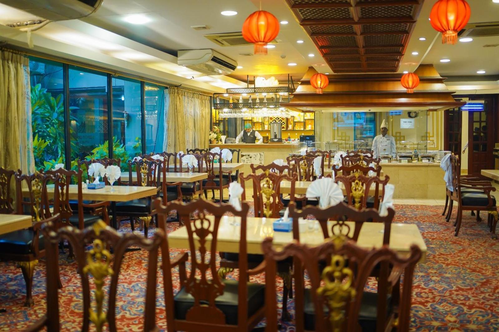 Indus Hotel Hajdarabad Zewnętrze zdjęcie