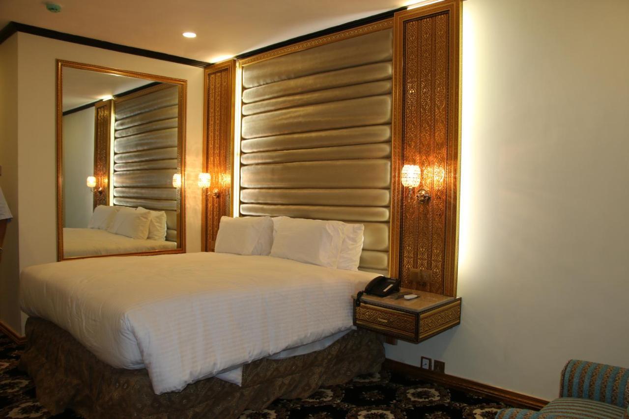 Indus Hotel Hajdarabad Zewnętrze zdjęcie